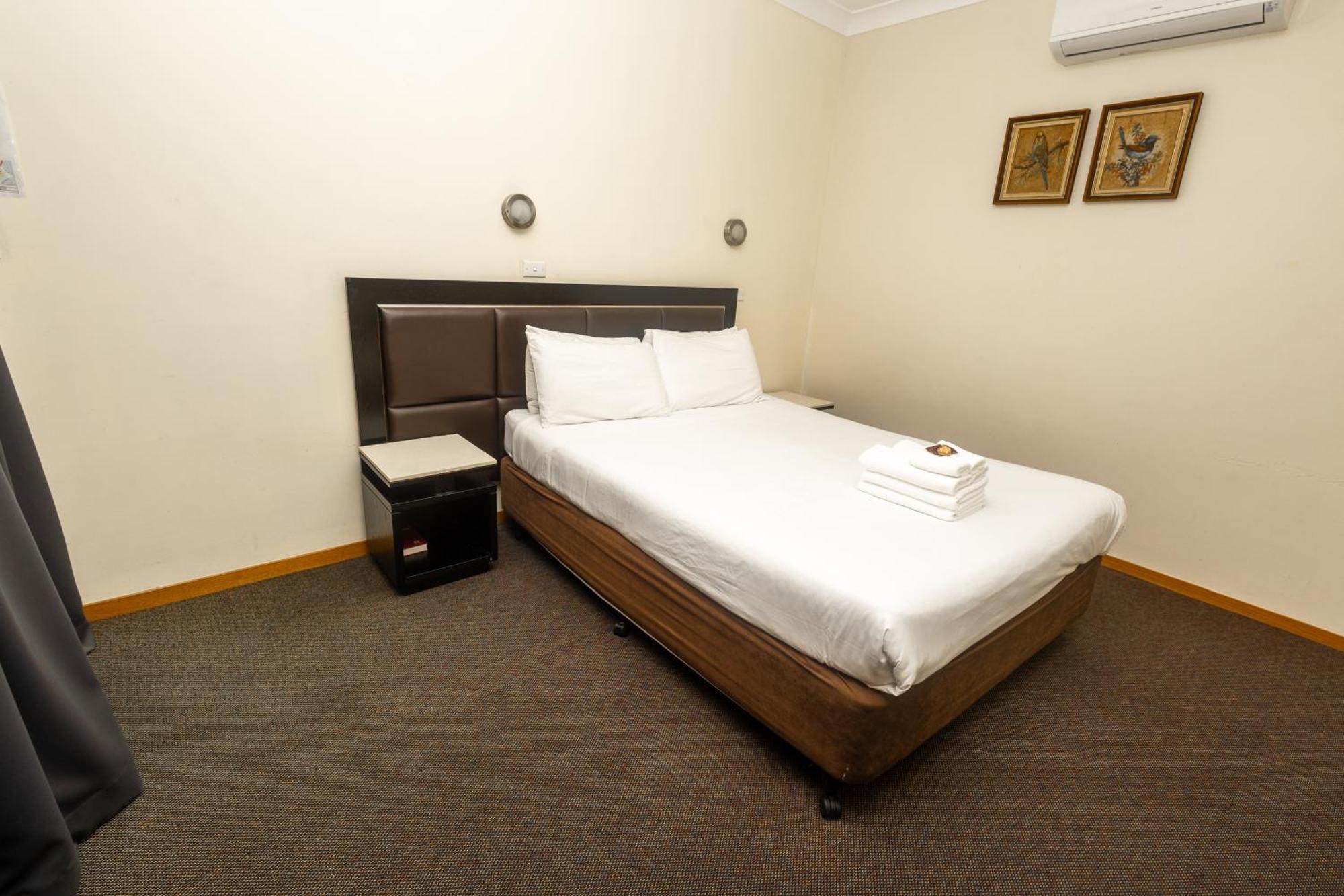 Gosford Inn Motel Esterno foto