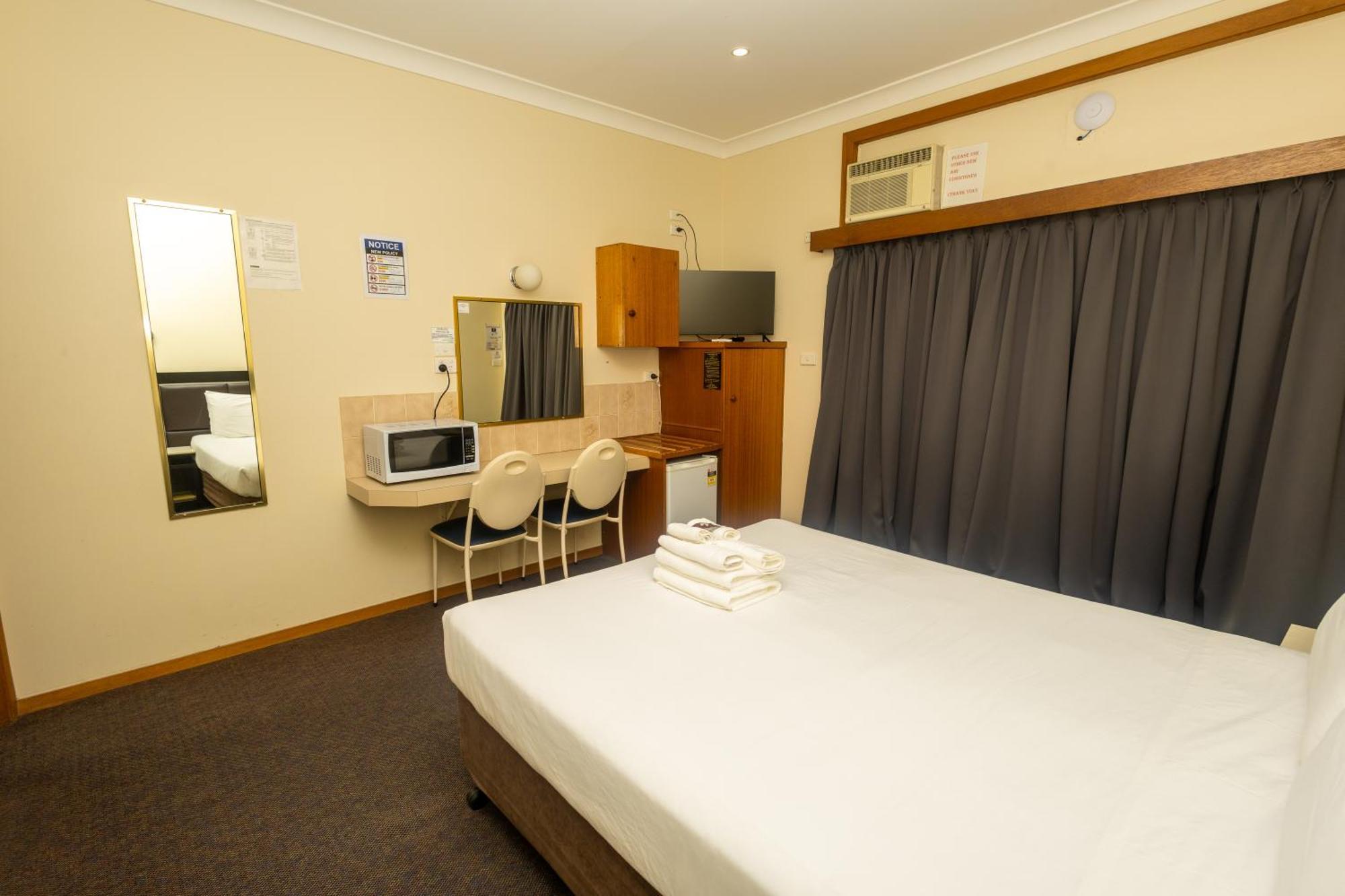 Gosford Inn Motel Esterno foto