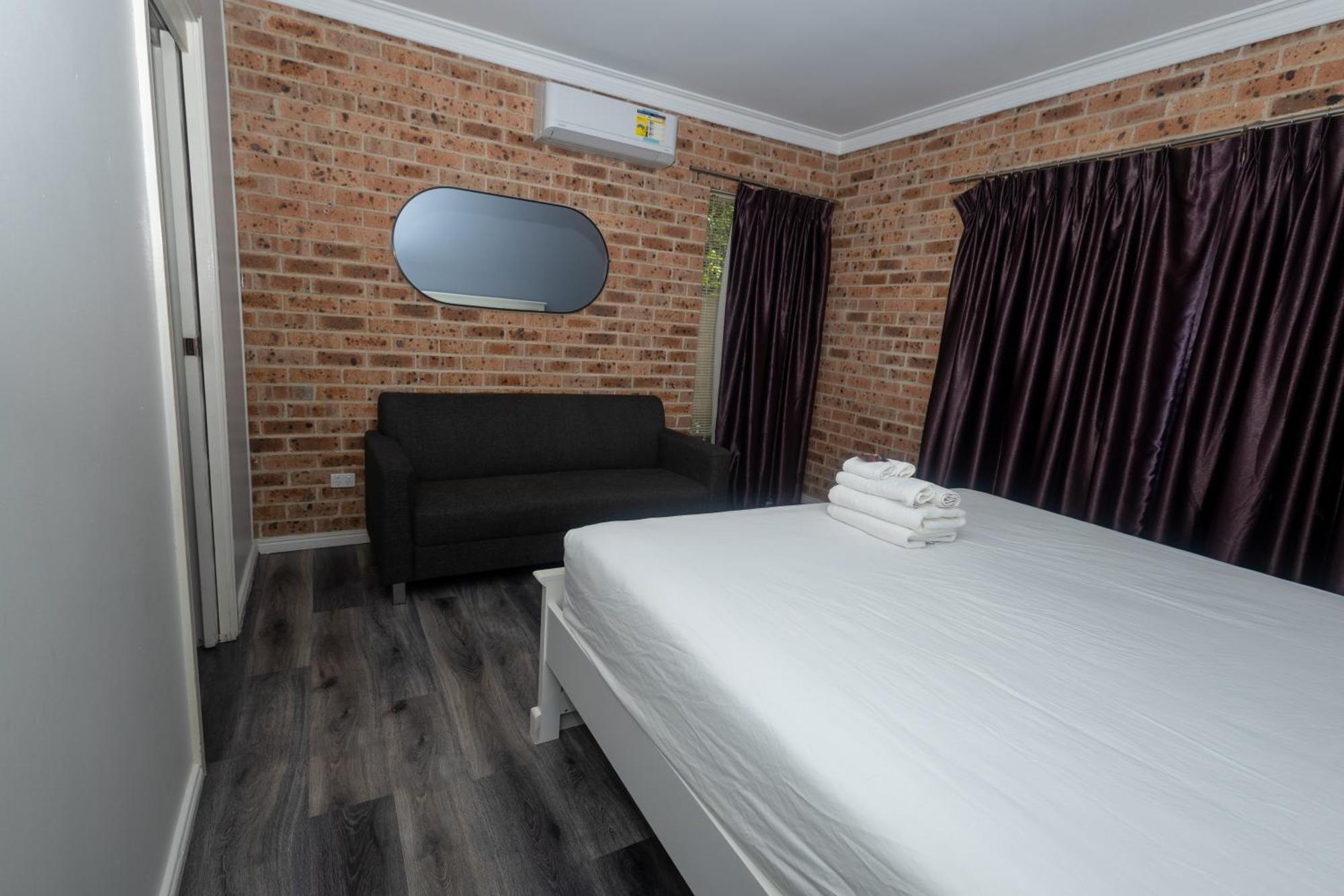 Gosford Inn Motel Esterno foto